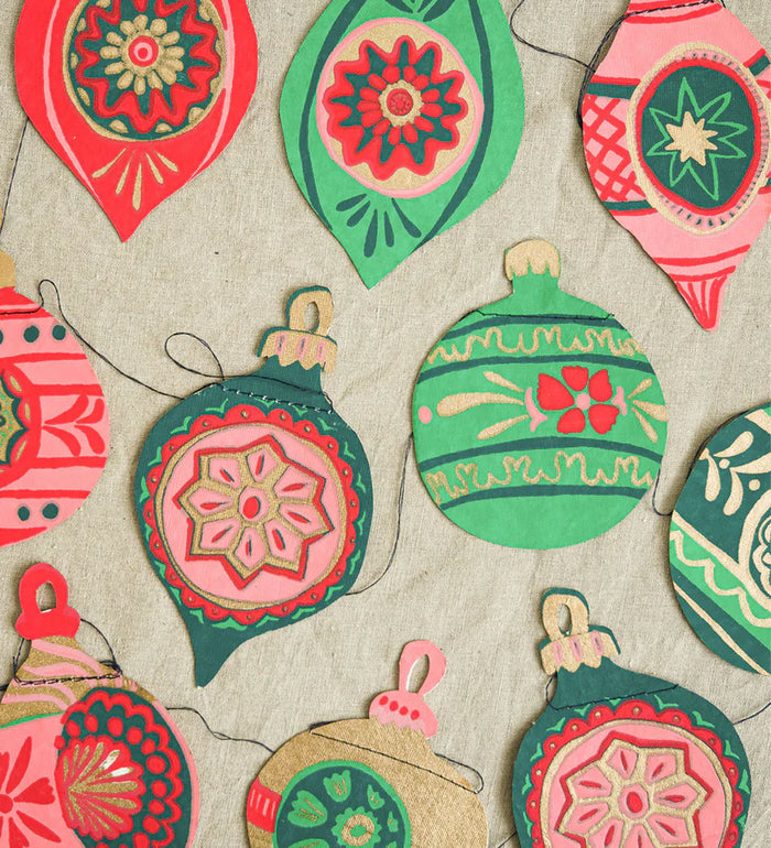 Baubles Garland