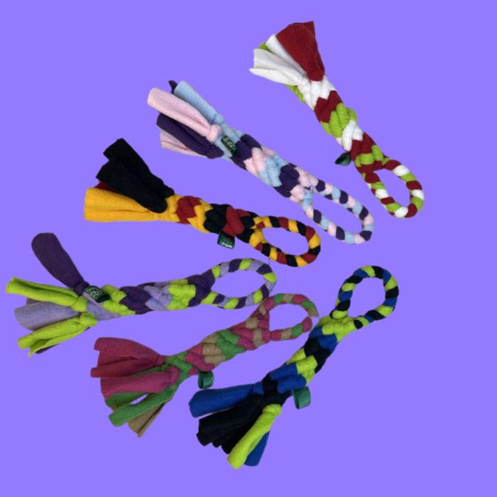Chelsy's Toys Spiral Tug Toy L