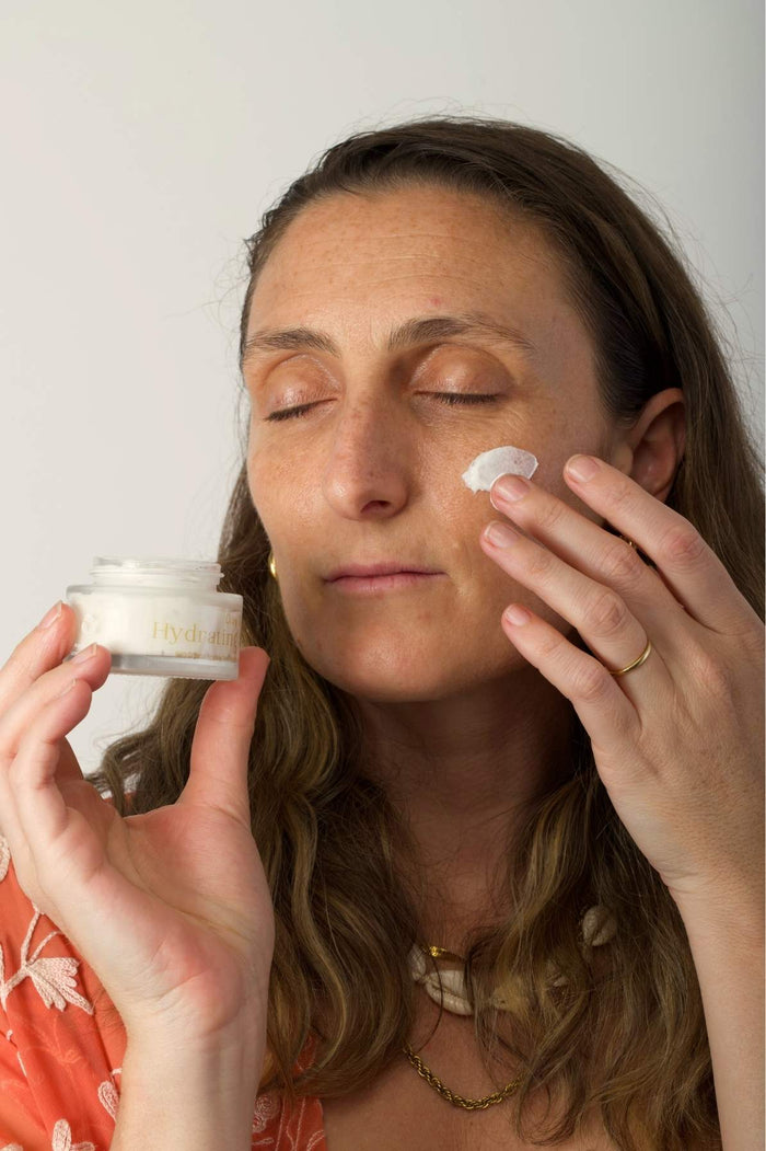 Day & Night Botanical Hydrating Moisturiser - Scoop Whole Beauty -