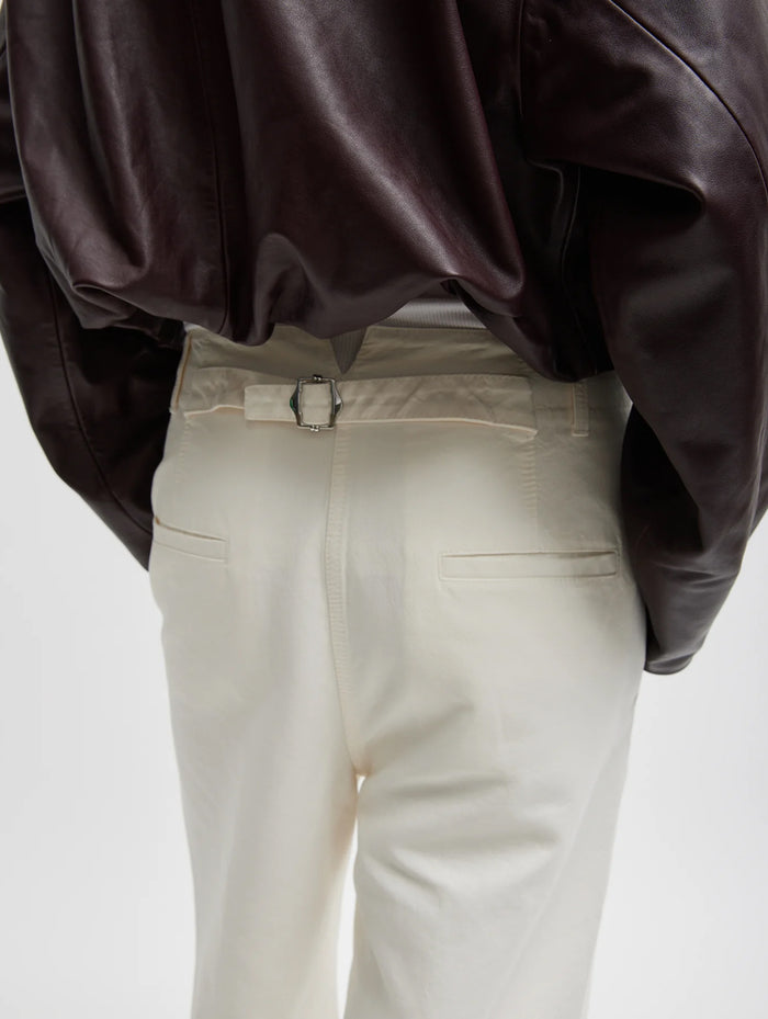 Dobby Cotton Short Barry Jean in Off White