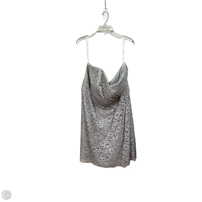 Dress Party Short By Clothes Mentor In Grey, Size: 3x