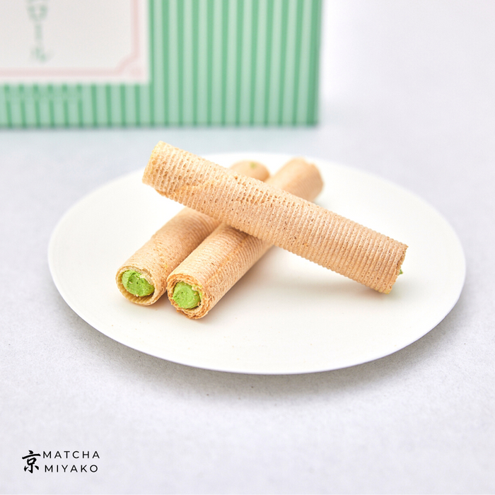 Matcha Cream Roll – wafer stick filled with matcha cream
