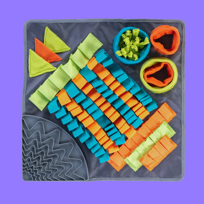 Messy Mutt Forage Lick Mat Square 16" N