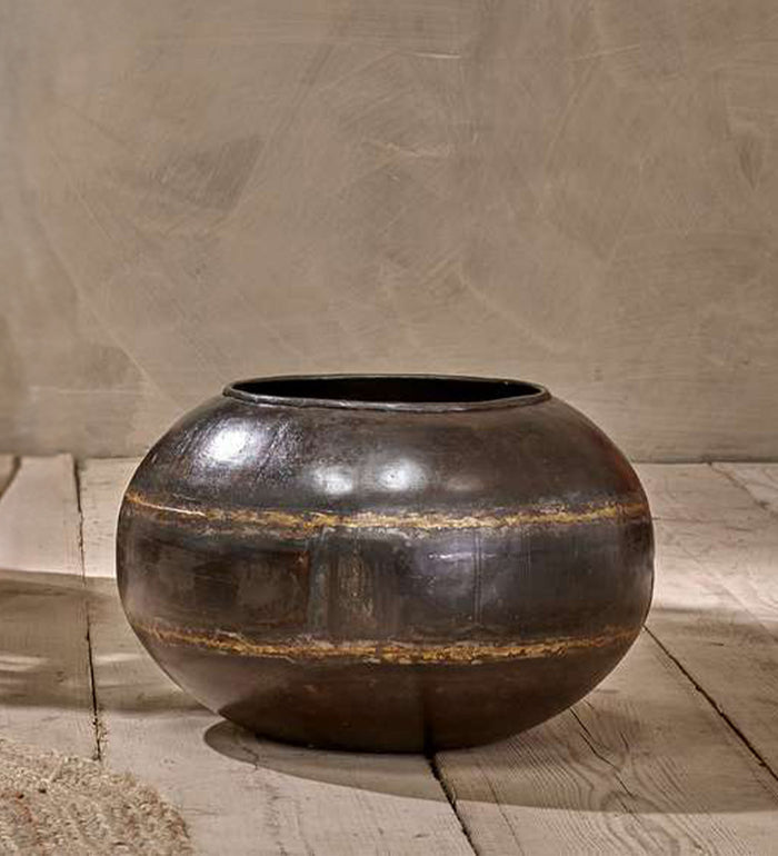 Nkuku Iron Globe Planter 21cm
