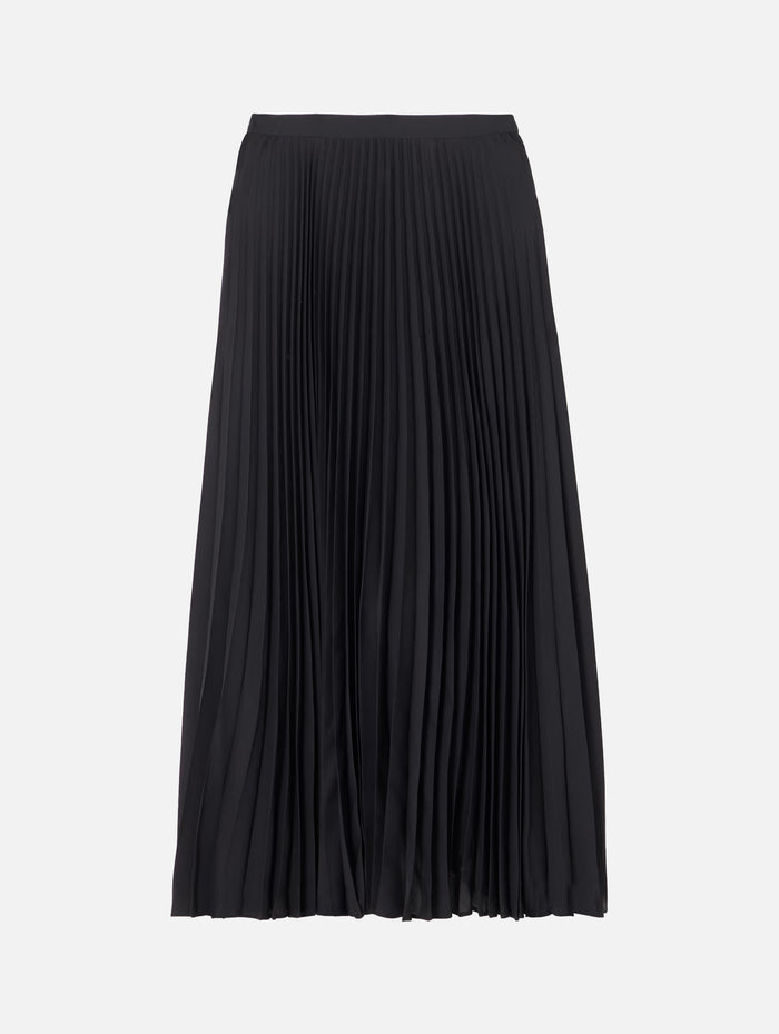 Pleated Skirt in Black