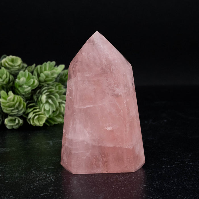 Rose Quartz 198 g 84x52mm - InnerVision Crystals