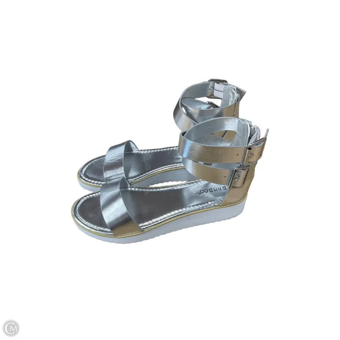 Sandals Flats By Bamboo In Silver, Size: 7