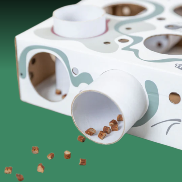 Trixie Cat Activity Fumble Box